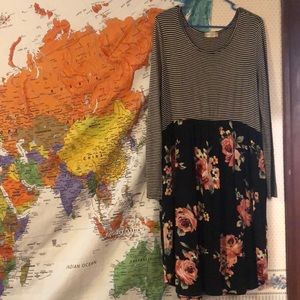 Boutique floral knee length dress